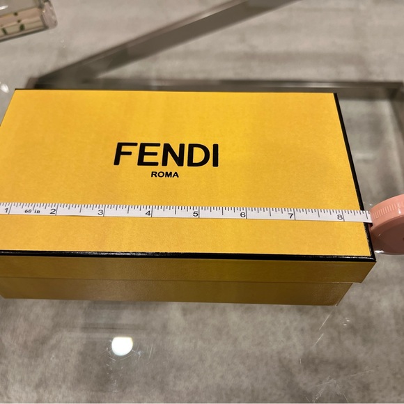 Small Fendi Gift Box - Picture 9 of 10